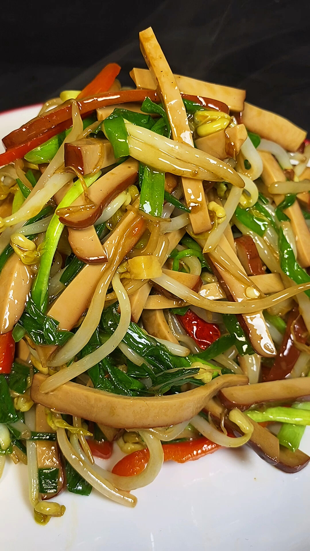 韭菜绿豆芽炒鸡蛋干