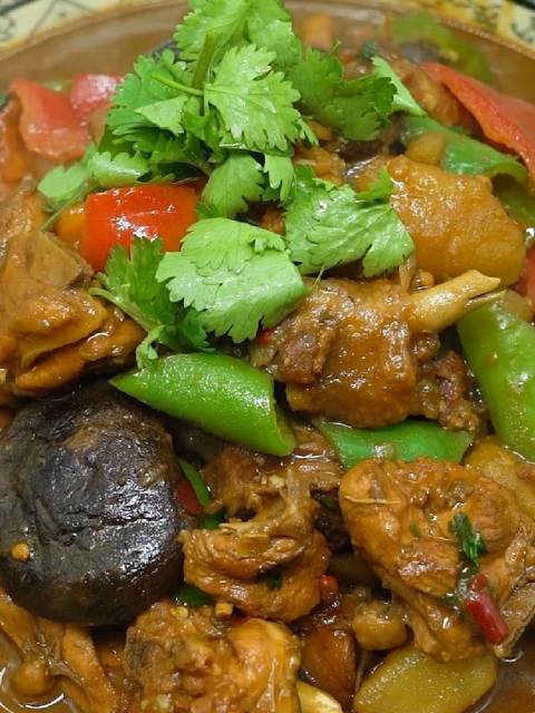 美好辽宁欢迎您 美味辽宁嘎嘎香 家庭版香菇黄焖鸡教程,特别详细,建议大家试试