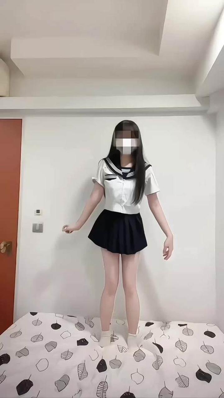 月薪族的小猫咪真的超可爱，我真的特别爱它