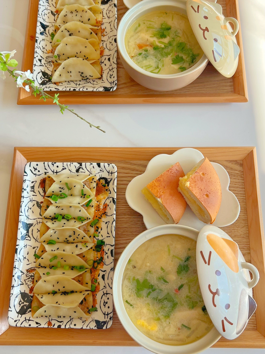 早餐365天不重样 鲫鱼萝卜汤 鲜肉锅贴