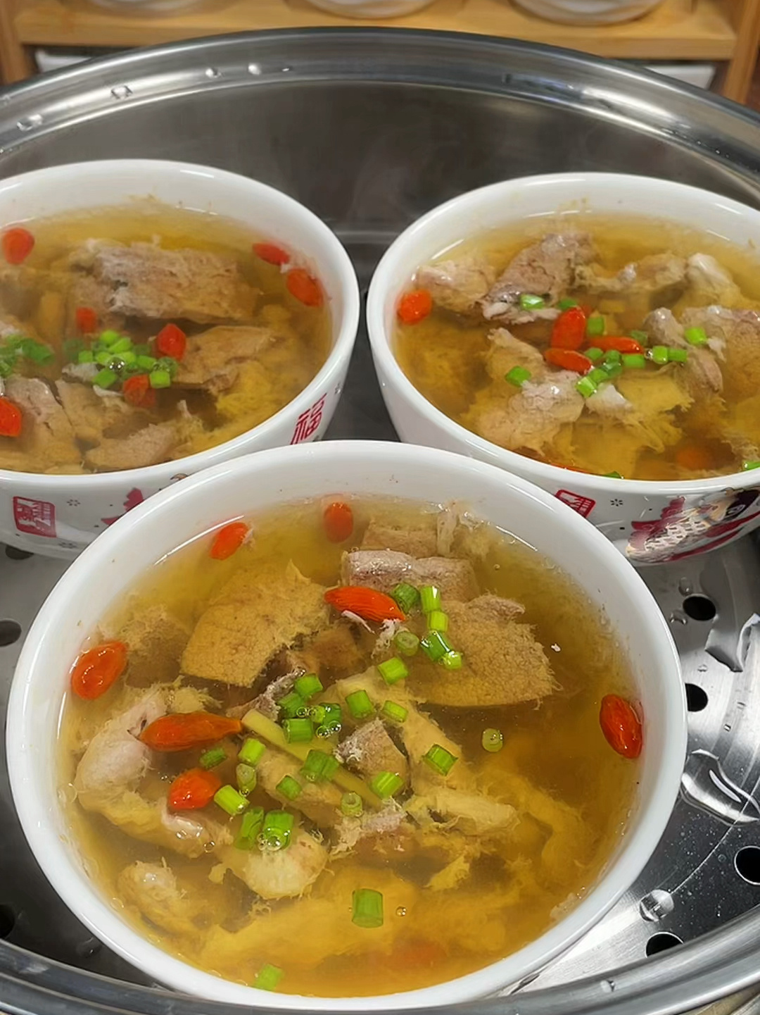 猪肝瘦肉汤