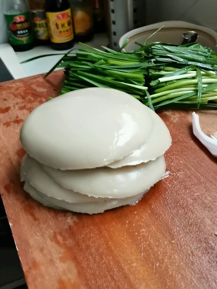 豆芽炒灌肠