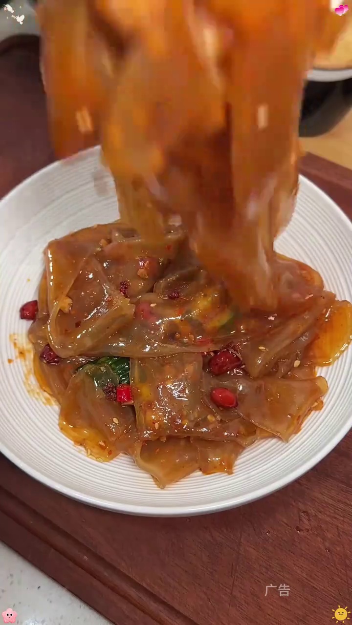 黄瓜凉拌粉皮，酸辣爽滑，简单好吃 凉拌菜 凉拌粉皮 凉拌黄瓜