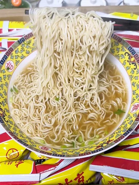 记忆中的那个味道，老北京方便面，咋吃都好吃