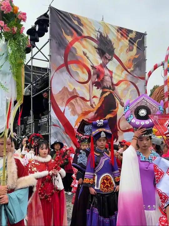 今天马龙樱花旅游周3月7号第一天人山人海,你来了没有