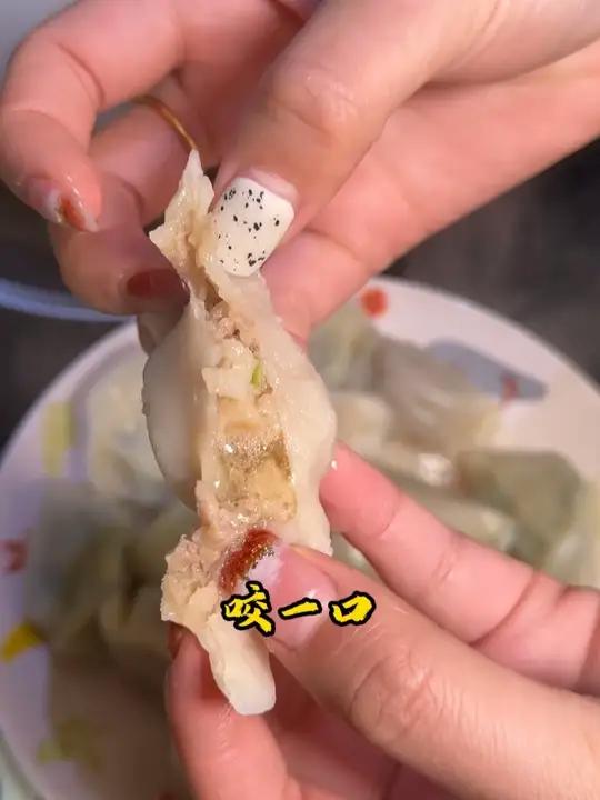 年味渐浓,过年的仪式感从一碗思念水饺开始!给冬天添一份暖,给生活加一份鲜
