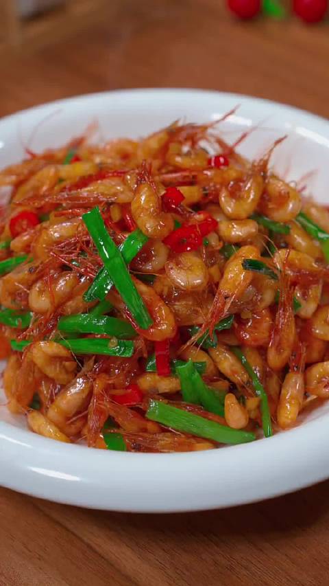 这样做的油爆小河虾,鲜香入味实在是太好吃的