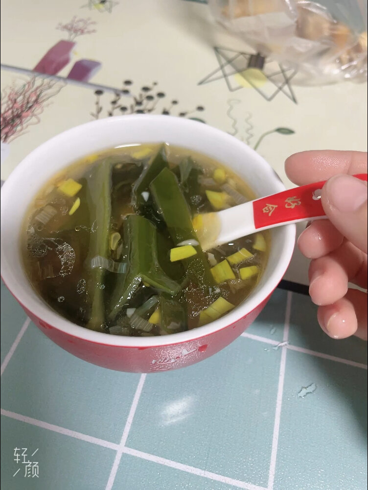素海带汤的做法