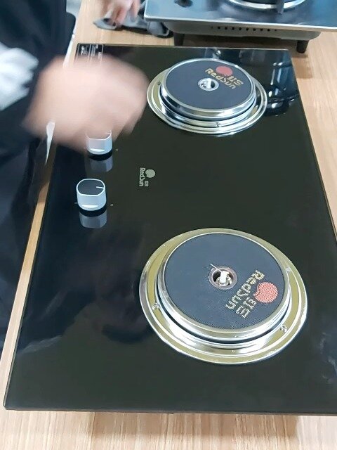 到底改如何正确安装煤气管呢?