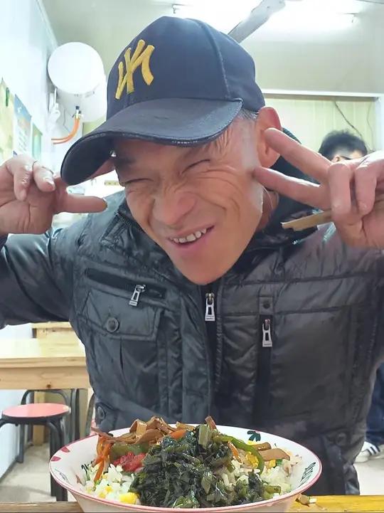 吃午饭了 蛋炒饭