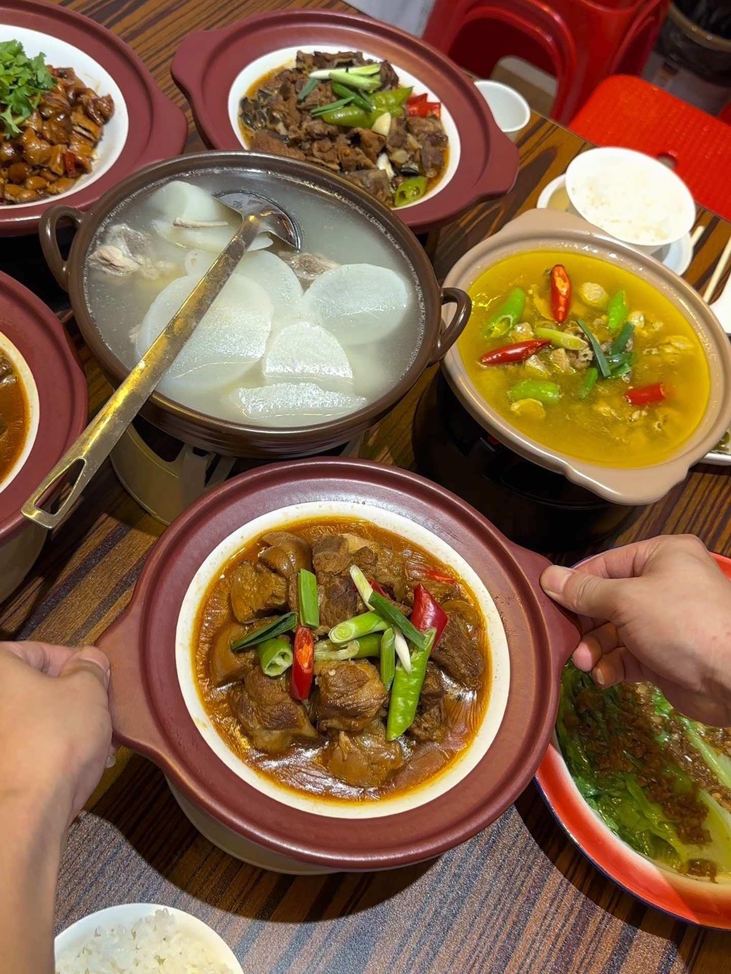 晋江又新开了一家湖南非遗土钵菜，29.9抵50 宝藏店铺分享 美食打卡推荐 美食分享官