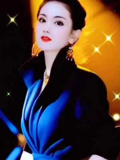 做自己的女王,喜欢的歌曲与美的道具完美结合