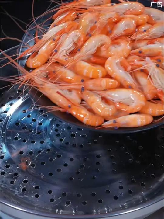 我们家特别爱吃得葱油白灼河虾,原汁原味,非常美味 鲜虾 河虾 白灼虾 ZX