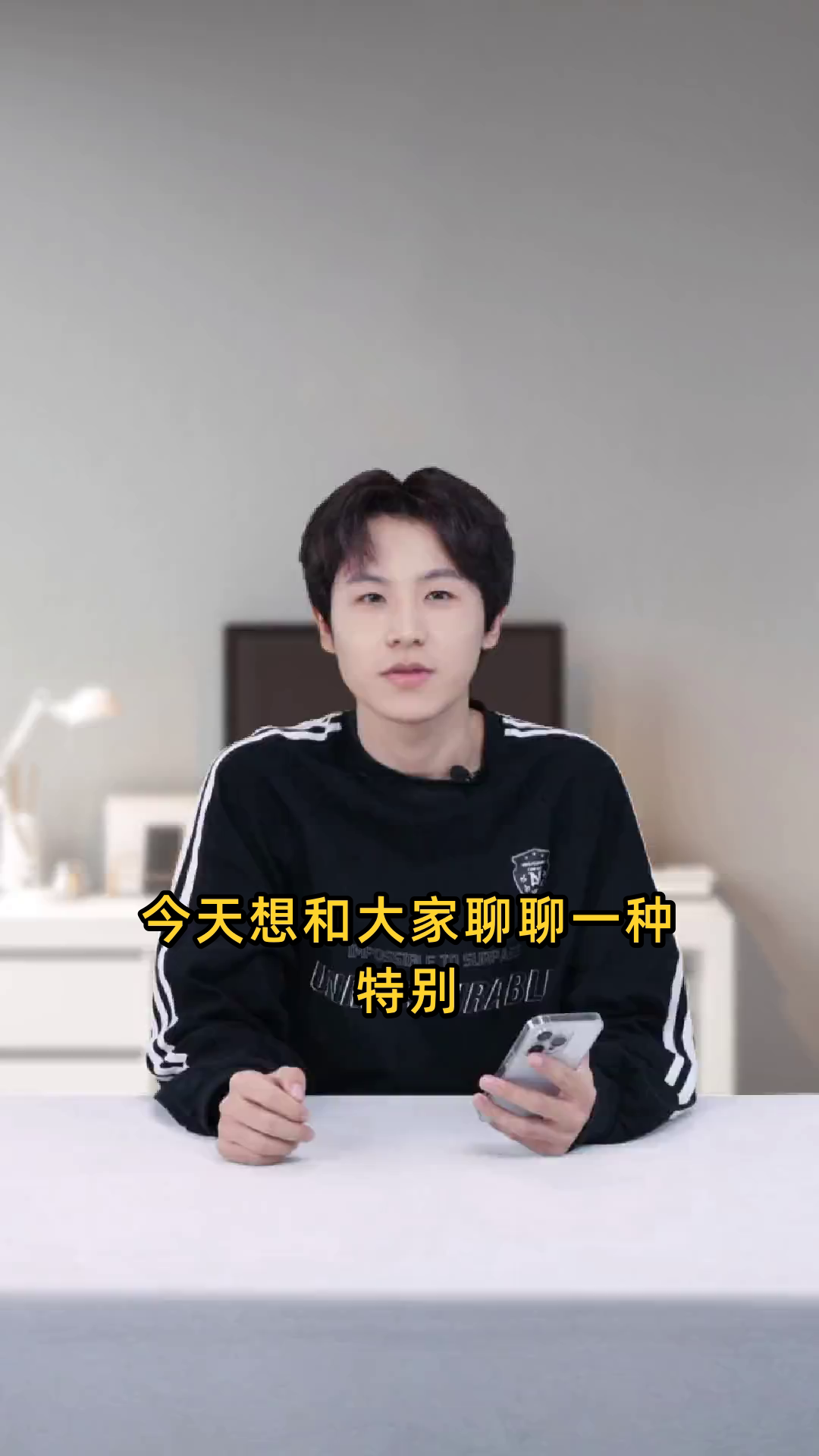 光棍树不仅形态独特，而且被认为极具灵性，备受人们喜爱