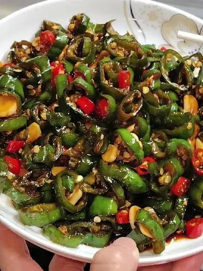 腌菜界的天花板，生腌辣椒，酸辣脆爽，真的巨好吃