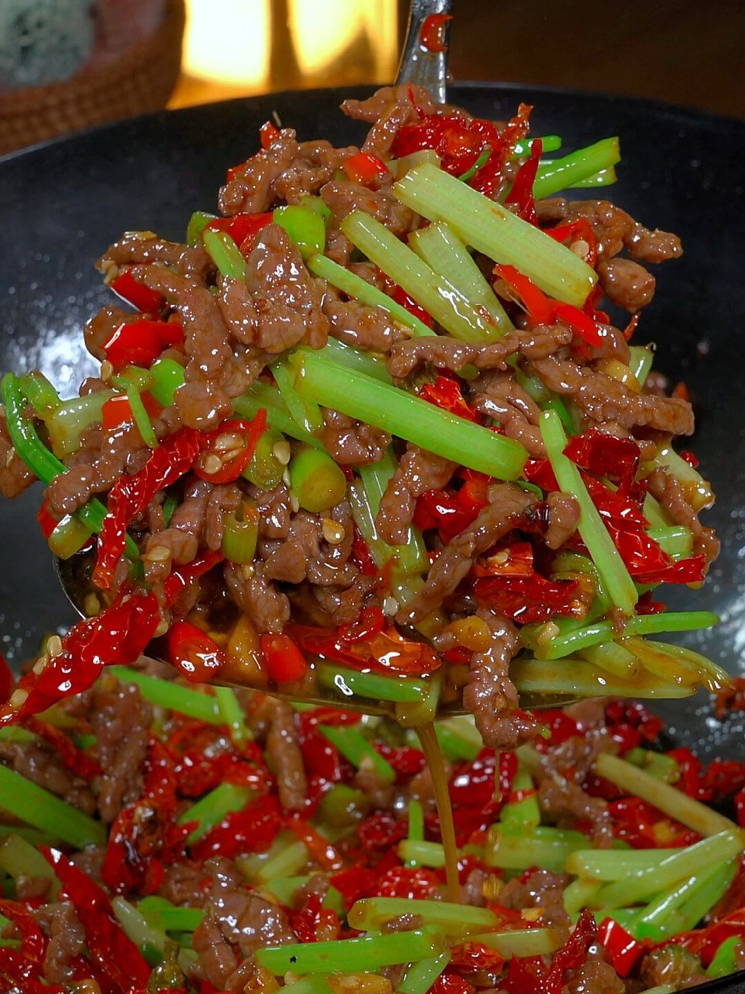 芹菜炒牛肉