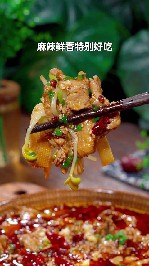 水煮肉片(家庭版),做法简单肉片嫩滑,麻辣鲜香,真的巨好吃!美好辽宁欢迎您 美味辽宁嘎嘎香