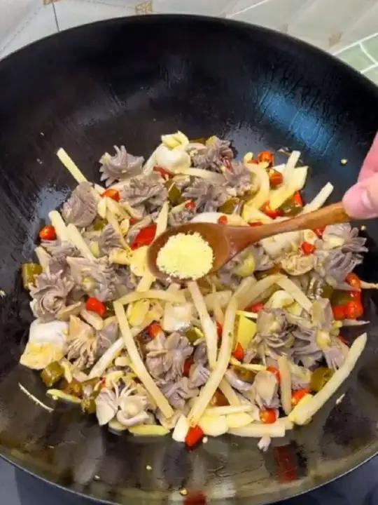 周末休息用章丘铁锅炒几个家常菜,真下饭!超级下饭的家常菜家常菜100道开胃下饭家常小炒菜谱