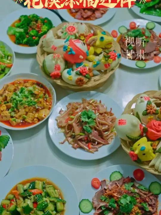 「舌尖上的年味」花馍馍 蒸蒸日上喽~!新春蒸蒸日上 花馍添福迎祥。陇原物华 年味 甘肃(甘