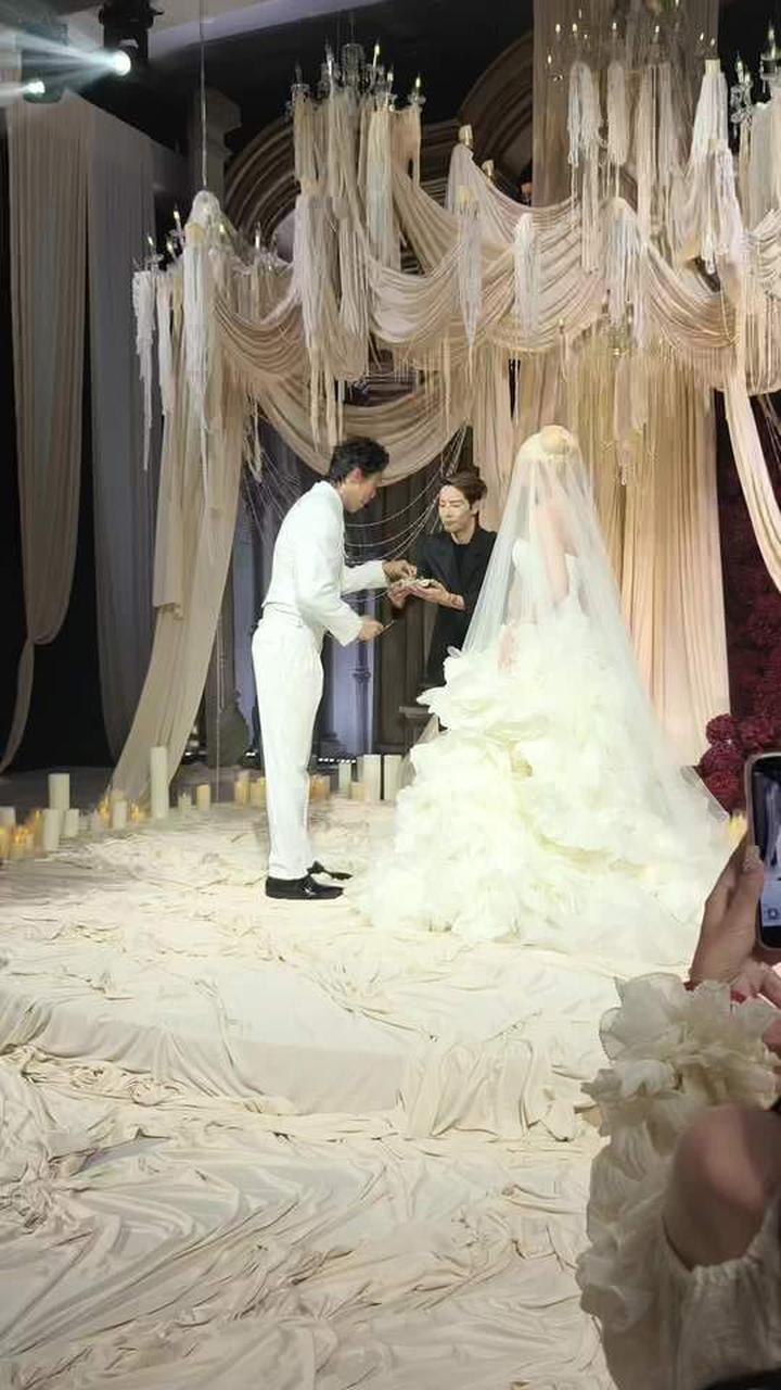 psyp和鲨鱼大婚,王嘉尔送婚戒,成都集团兄弟齐祝福