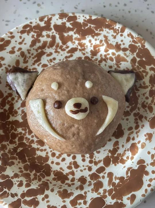 小熊猫奶黄包