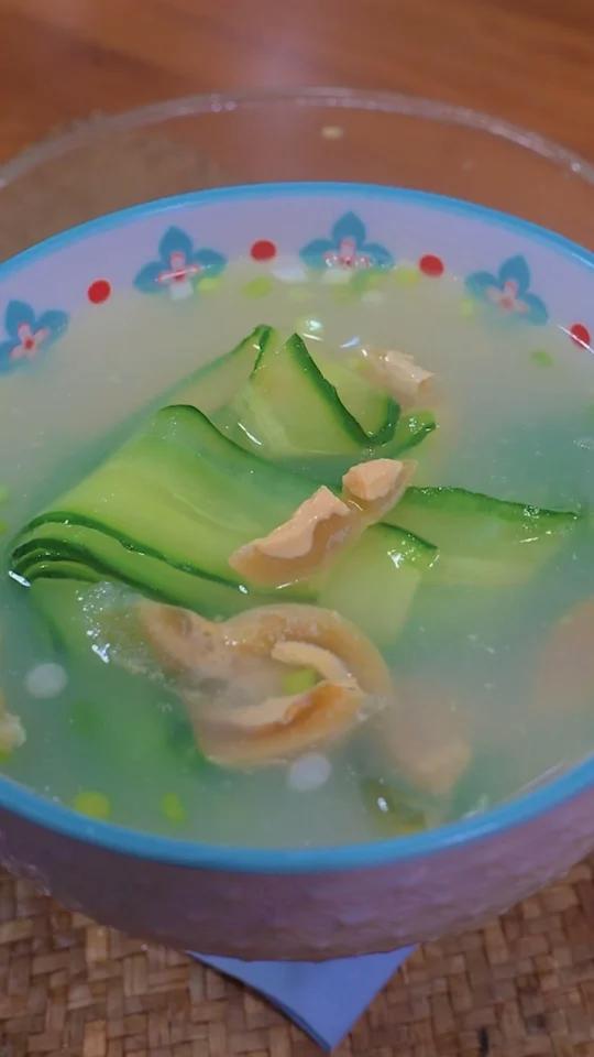 黄瓜皮蛋汤