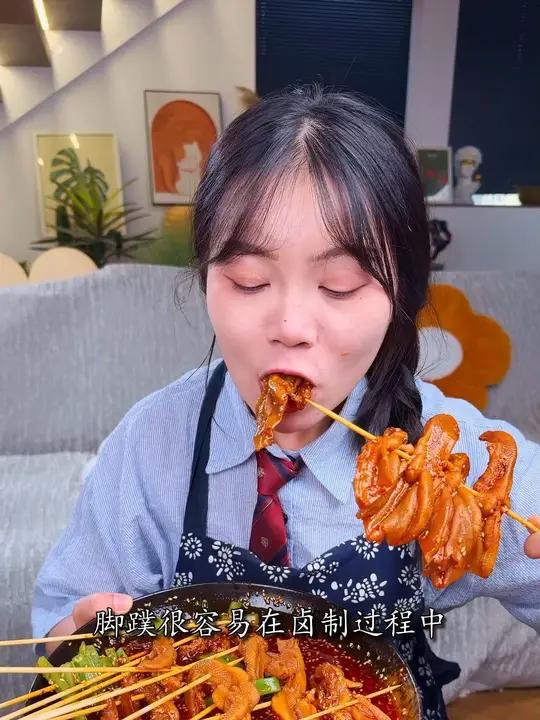 &为什么无骨鸭掌不去掉脚筋?实在是因为……