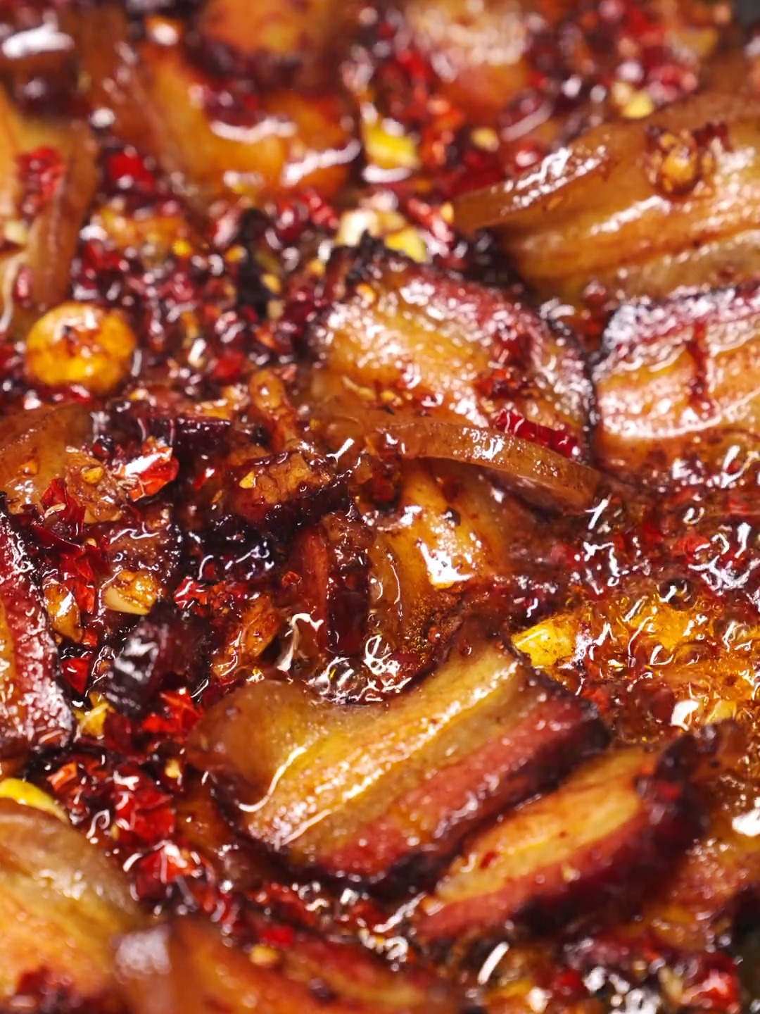 湖南的腊肉一绝，大蒜炒腊肉你做了吗？