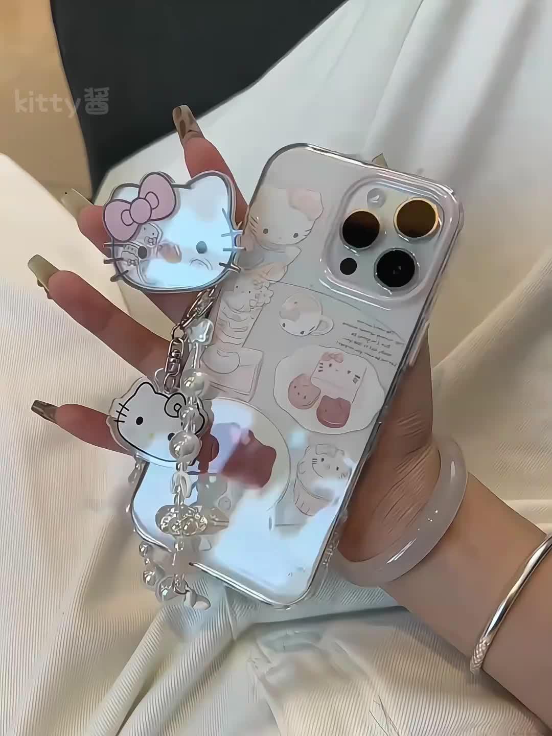 哇哇哇~太阔爱啦kitty猫在做铜锣烧耶 快分享给你的好友 是时候安排一下了 手机壳 仙女