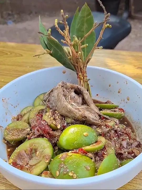 爽口的青芒果沙拉 美食户外美食泰国美食抖音美食内容启发搜索