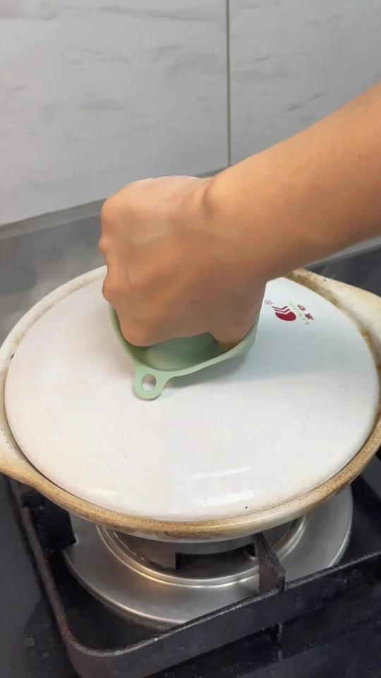 都去做啫啫土鸡煲鸡皮爽脆锅气十足