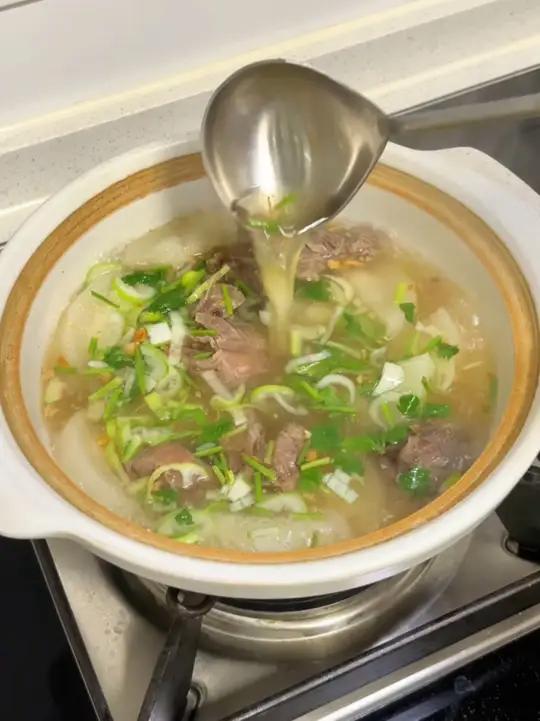 牛肉最简单好吃且百搭的做法 可以直接蘸料汁吃,可以做牛肉面,牛肉汤,咖喱牛肉……而且充分保