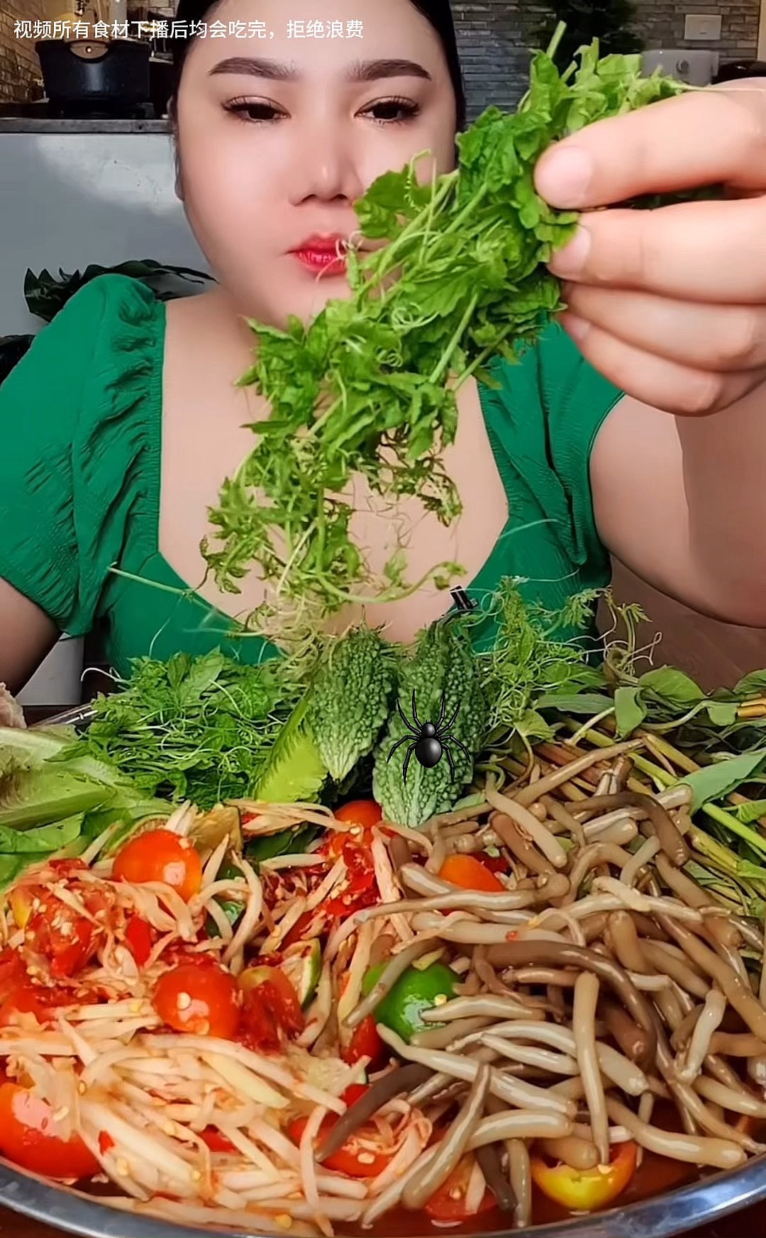 吃吧又会胖,不吃吧嘴又馋,那就吃个泰式凉拌木瓜丝吧