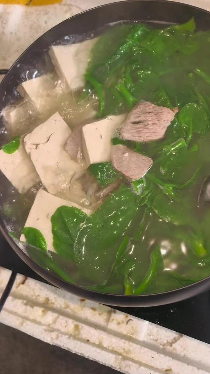 原汁原味的家常青菜豆腐汤，简单又好喝