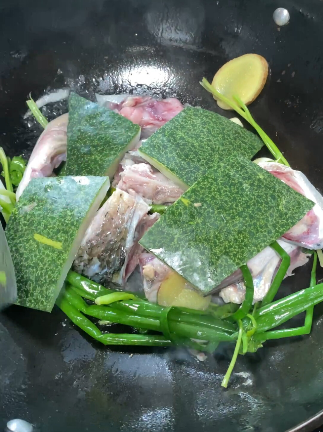 潮汕冬瓜鱼头豆腐汤