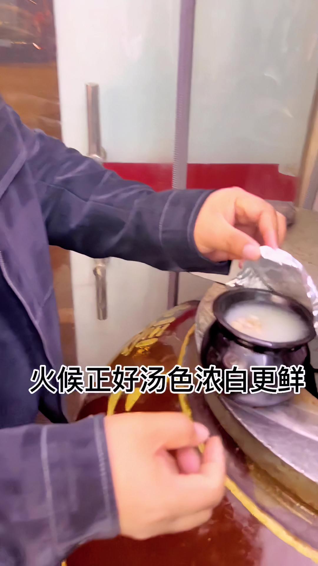 美食教程 南昌瓦罐汤 一生要强的生意人 瓦罐汤的火候什么时候最好;一步一步讲解;比如鸡蛋肉
