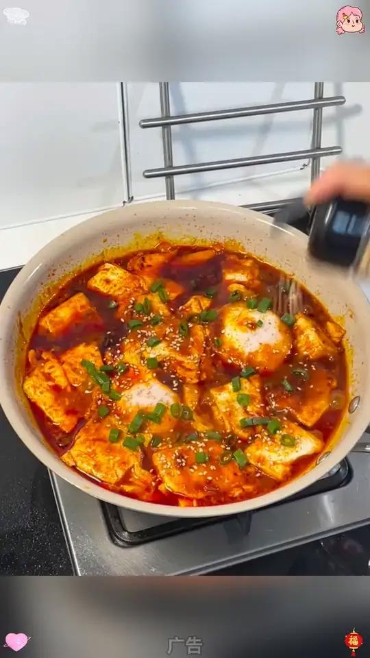 都去试试这个石板鸡蛋豆腐,好下饭,做起来也太简单了!