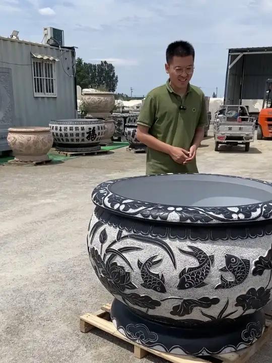 为什么要摆放石雕鱼缸 农村自建房 庭院摆件 庭院装饰 石缸