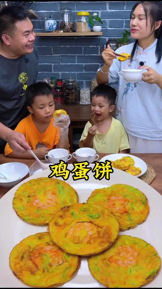 小孩子不喜欢吃红萝卜的,可以试一下这个方法,会让他们爱上吃红萝卜,这样才能做到营养均衡