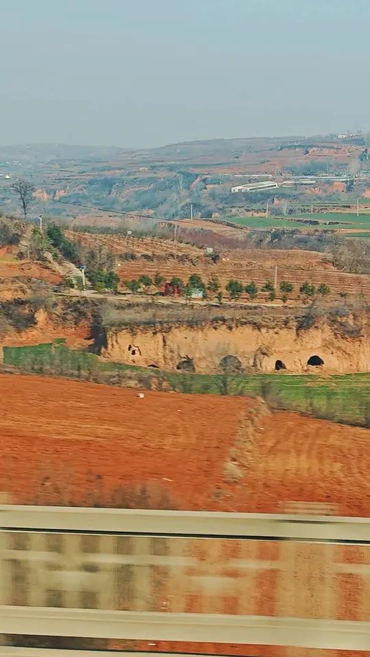 为什么窑洞这种冬暖夏凉的居住方式被河南人舍弃了。其陕西的陕北,在甘肃的陇东,在山西的晋南,