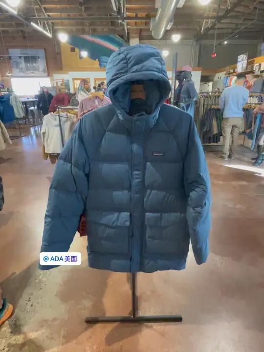 Men's Silent Down Parka巴塔哥尼亚派克羽绒服是一款兼具保暖与舒适的冬