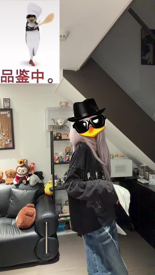 高雅人士请品鉴，这企鹅表情包是个憨崽