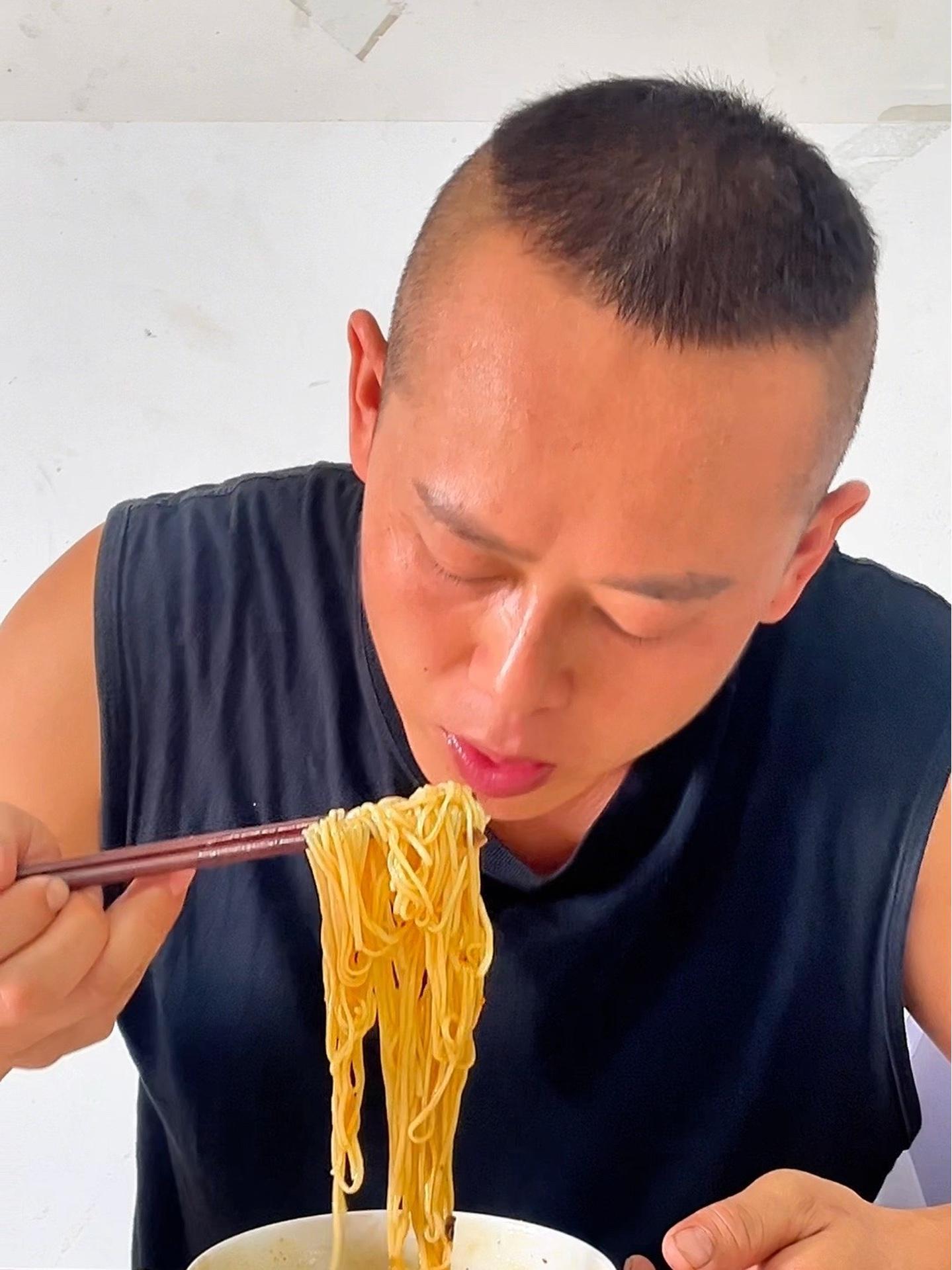 菜汤煮面太巴适了 古蔺面 我的乡村生活 乡村烟火气最抚凡人心 记录真实生活 农村美食记录生