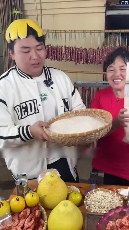 ~岭南丝苗米猫牙米,香气扑鼻,粒粒分明,超好吃岭南丝苗米,猫牙长粒,米香四溢,绝对是米饭控