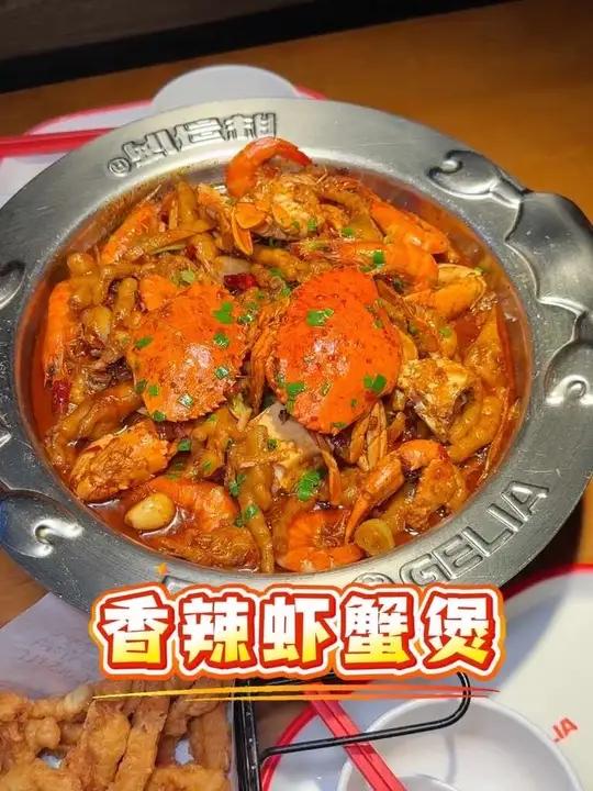 夏日吃饭没胃口？带娃来胖哥俩吃虾蟹煲，解锁各种diy吃法！