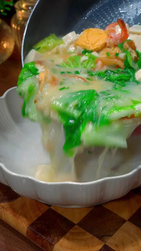 青菜豆腐三鲜汤