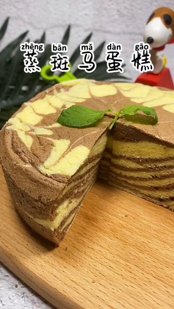 别再说没有烤箱不能做蛋糕啦,口感湿润