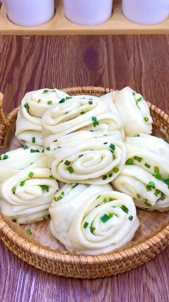 你有多久没有吃花卷了,这个葱香翠绿