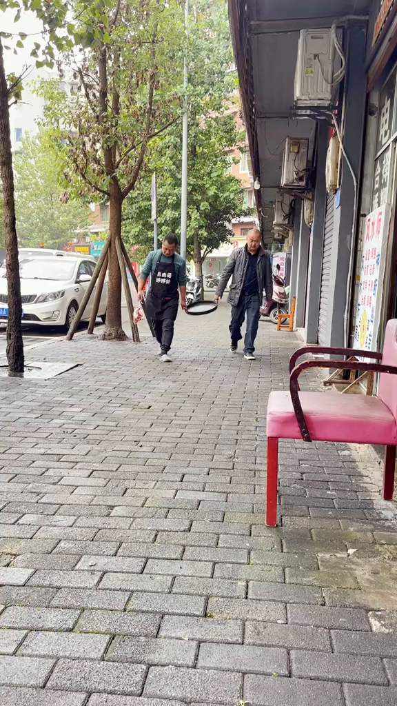猪脆骨又名月牙骨,很多人喜欢到外吃
