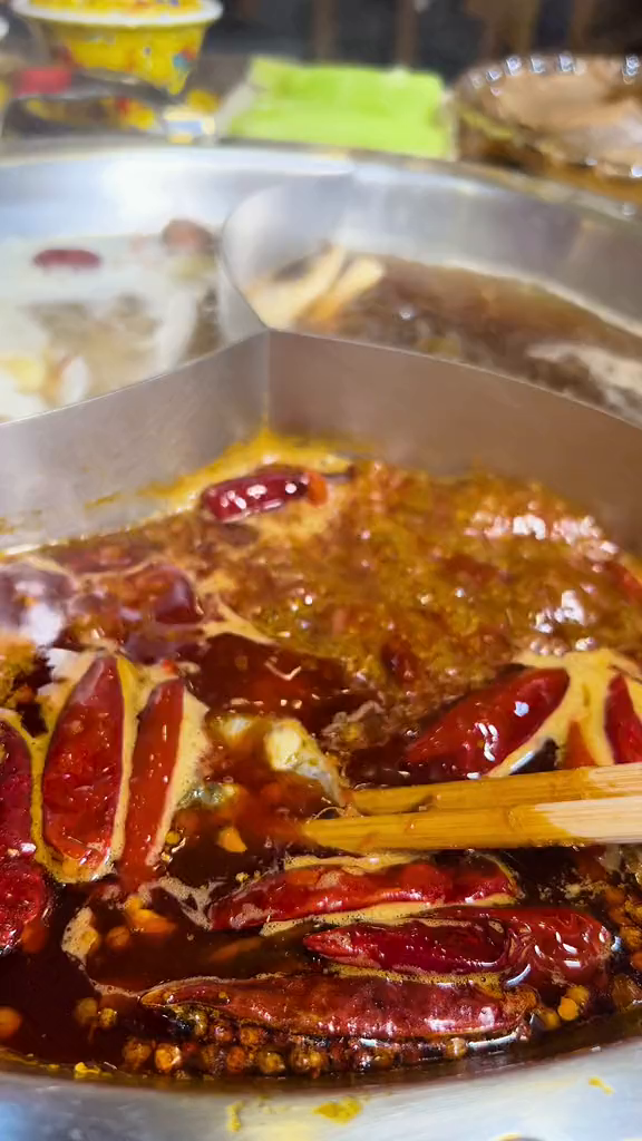 大龙燚火锅居然138吃满满一大桌!而且是七店通用!